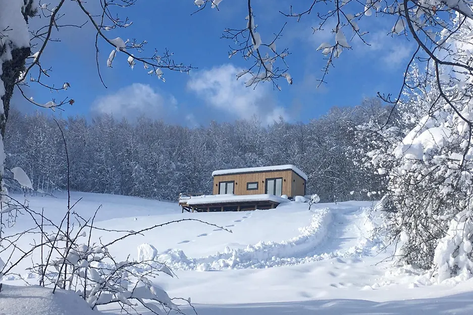Bağımsız Yaşamın Aracı: Tiny House Dört Mevsim Kullanılabilir Mi? | Mooble House